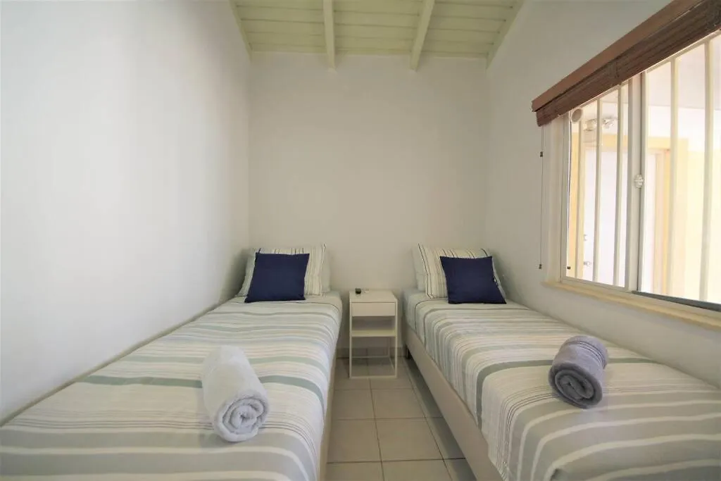 Paradera Paradise - Your Ultimate 5-Bedroom Getaway Aruba